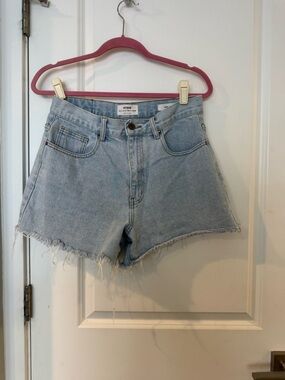 Cotton On Light Wash Denim Frayed Hem Women's Shorts size 6